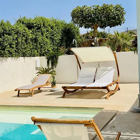 Nina A Mare, Baia Di Cornino, Villa *